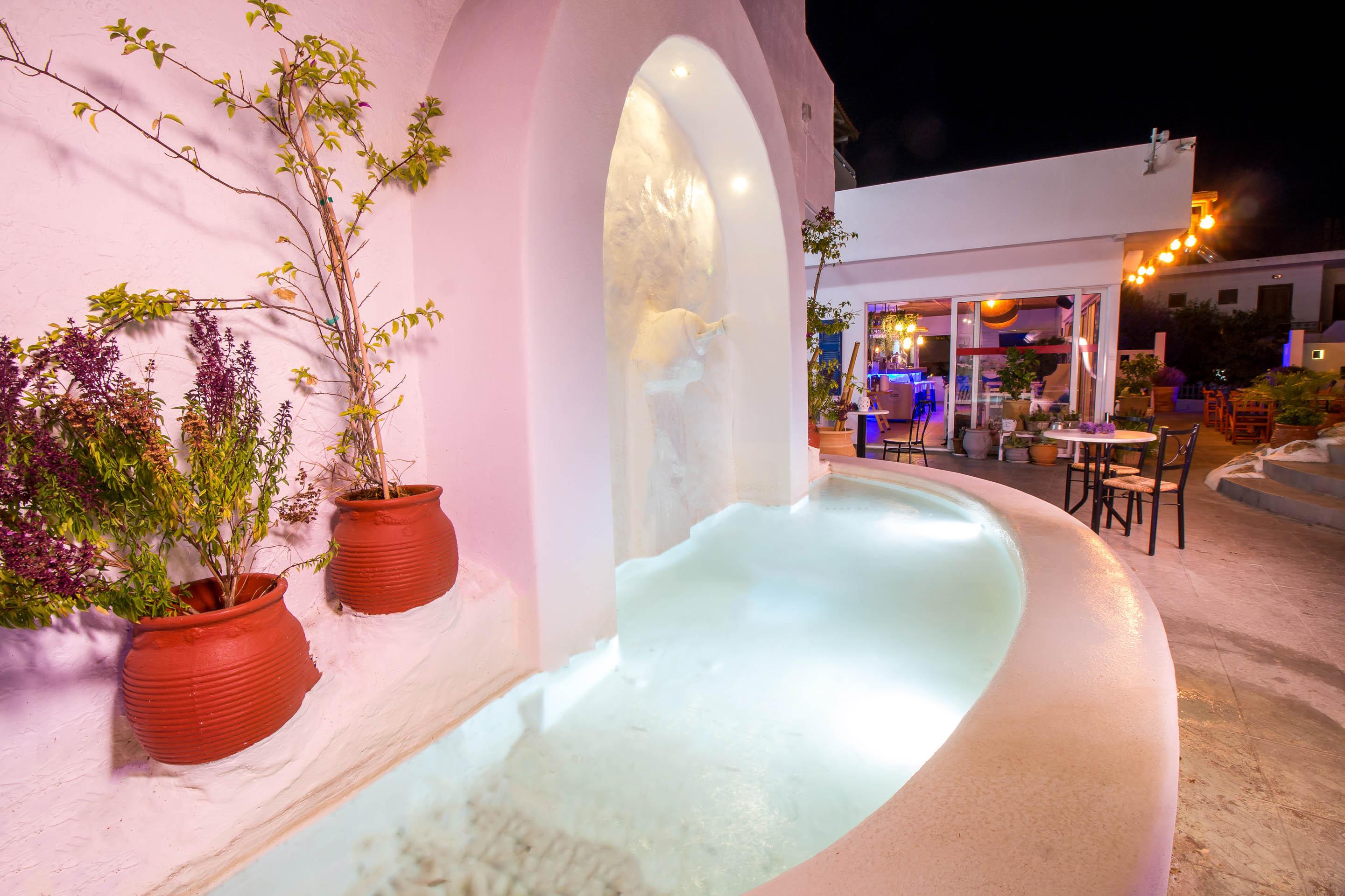 Tinas Plus Hotel Фалираки Экстерьер фото